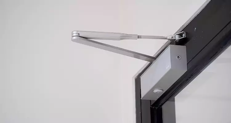 Screen Door Closer Repair in Belle Glade, FL