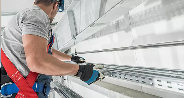 Glass Balcony Railing Replacement in Belle Glade, FL