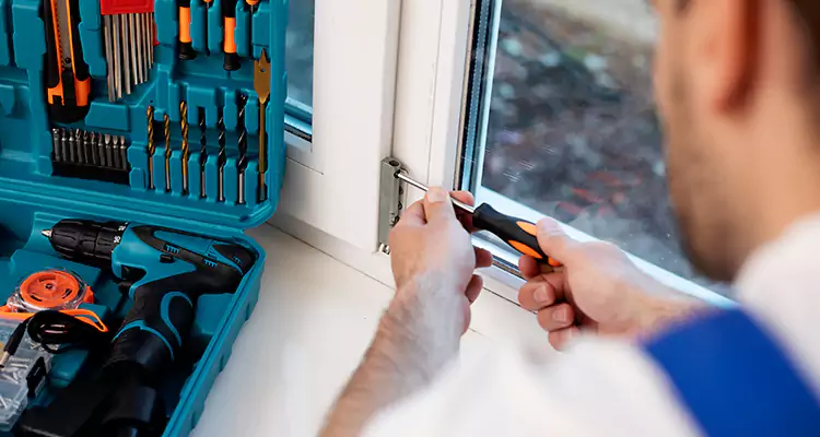 Mirrored Sliding Doors Replacement Expert in Belle Glade, FL